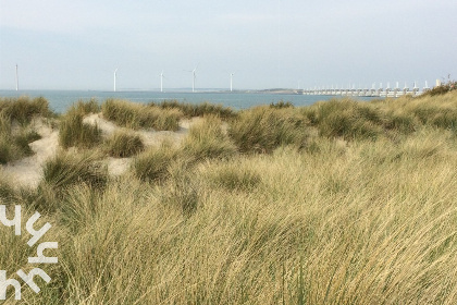 030 Vrijstaande bungalow met een serre vlakbij het Veerse Meer