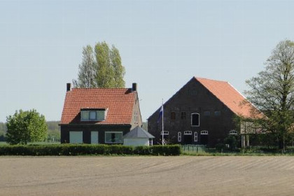 017 18 persoons groepsaccommodatie in Kattendijke omringd door de natuur