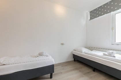 016 Vakantiehuis met grote omheinde tuin nabij het Veerse Meer | Smallegange 45   Kortgene