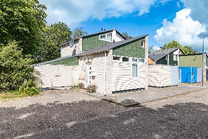 036 Vakantiehuis met grote omheinde tuin nabij het Veerse Meer | Smallegange 45   Kortgene