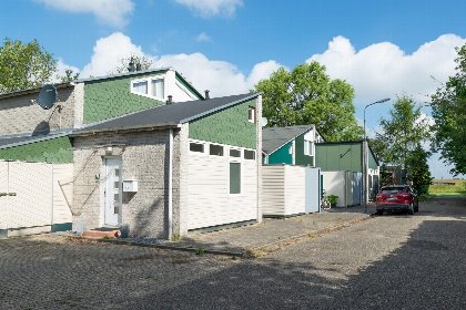 038 Vakantiehuis met grote omheinde tuin nabij het Veerse Meer | Smallegange 45   Kortgene