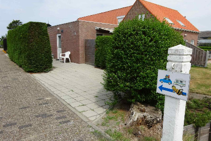 018 Knusse gelijkvloerse 4 persoons vakantiehuis in Koudekerke op familiecamping