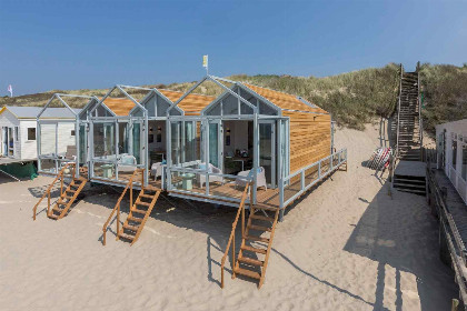 010 Slapen op het strand in Zeeland in dit mooie 5 persoons strandhuisje