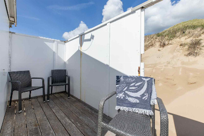 032 Strandhuisje voor 6 personen op strand Dishoek