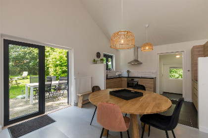 009 Vakantiehuis De Tuureluur in Dishoek | Privacy in een bosrijke omgeving op loopafstand van het strand | Vebenabos 69