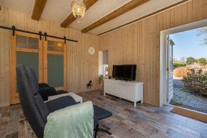 003 Gastenverblijf met eigen tuin, slaapkamer en badkamer   Verkorte Groeneweg 2 | Koudekerke