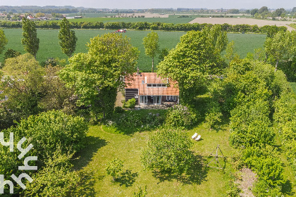 015 Ruim 7 persoons vakantiehuis in een groene omgeving en dichtbij het strand