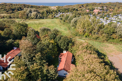 005 Ruime 6 persoons bungalow vlakbij het strand met veel privacy nabij Vlissingen