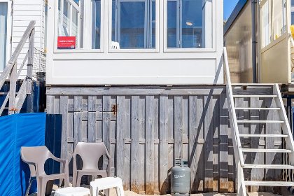 021 Slaapstrandhuisje bij Dishoek direct aan zee met panoramisch uitzicht en terras | 342