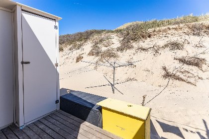 023 Slaapstrandhuisje bij Dishoek direct aan zee met panoramisch uitzicht en terras | 342