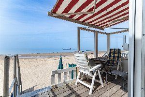 Slaapstrandhuisje met uitzicht op zee in Dishoek I 126