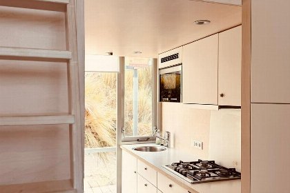 003 Slaapstrandhuisje op het strand van Dishoek met zeezicht en terras en plek voor vijf personen I 37