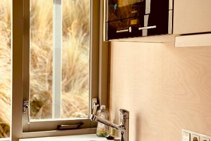 005 Slaapstrandhuisje op het strand van Dishoek met zeezicht en terras en plek voor vijf personen I 37