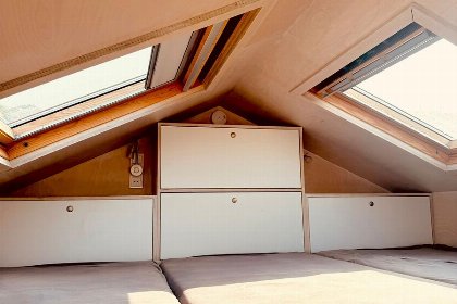 008 Slaapstrandhuisje op het strand van Dishoek met zeezicht en terras en plek voor vijf personen I 37