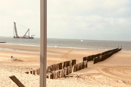 015 Slaapstrandhuisje op het strand van Dishoek met zeezicht en terras en plek voor vijf personen I 37
