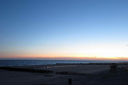 014 Slapen op het strand in dit mooie 4 persoons strandhuisje