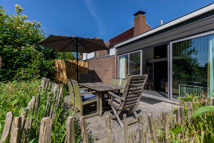 010 6 persoons vakantiehuis met omheinde tuin op 5 min. lopen van het strand in Nieuwvliet Bad