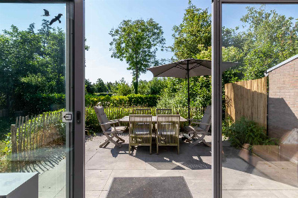 011 6 persoons vakantiehuis met omheinde tuin op 5 min. lopen van het strand in Nieuwvliet Bad