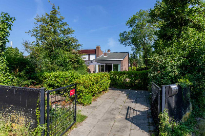 018 6 persoons vakantiehuis met omheinde tuin op 5 min. lopen van het strand in Nieuwvliet Bad