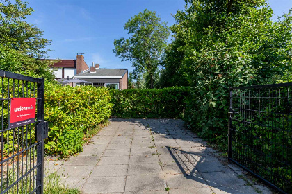 027 6 persoons vakantiehuis met omheinde tuin op 5 min. lopen van het strand in Nieuwvliet Bad