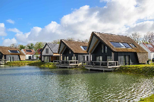 Luxe 6 persoons vakantiehuis met sauna en nabij het strand in Zeeuws Vlaanderen