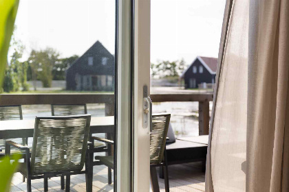 012 Luxe 6 persoons vakantiehuis met sauna en nabij het strand in Zeeuws Vlaanderen