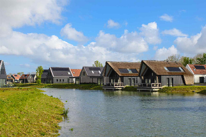 018 Luxe 6 persoons vakantiehuis met sauna en nabij het strand in Zeeuws Vlaanderen