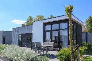 Modern 4 persoons vakantiewoning op een vakantiepark in Nieuwvliet