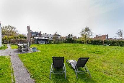 033 Ruim familiehuis met 1.200 m&sup2; tuin en vlak bij zee   Lepelblad 97 | Nieuwvliet Bad