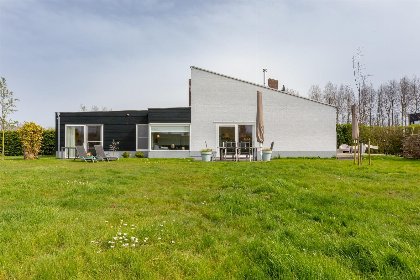 035 Ruim familiehuis met 1.200 m&sup2; tuin en vlak bij zee   Lepelblad 97 | Nieuwvliet Bad