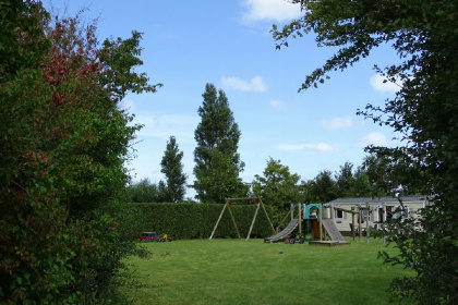 021 Groot 4 persoons vakantiechalet op mini camping vlakbij het Veerse Meer en Oostkapelle