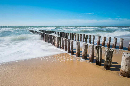 001 Landelijk 8 persoons vakantiehuis vlakbij de duinen en het strand van Oostkapelle