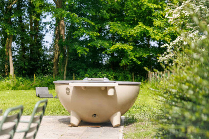 038 Luxe 10 persoons koetshuis met hottub incl. ontbijt op Iepenoord, dichtbij strand en bos