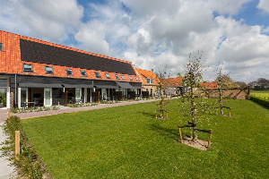 Luxe 4 persoons boerderij appartement vlakbij Oostkapelle