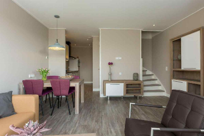 010 Luxe 4 persoons boerderij appartement vlakbij Oostkapelle