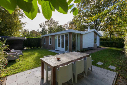 028 Prachtig 6 persoons vakantiehuis met sauna en open haard op 500 m van het strand