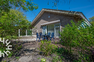 Rustig gelegen vrijstaande 5 persoons bungalow in Oostkapelle