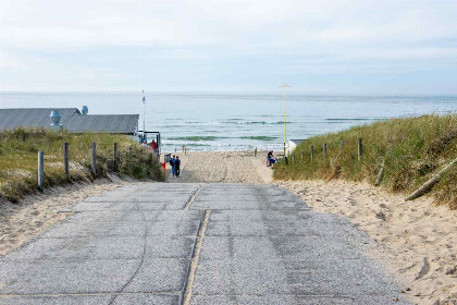 007 Sfeervol ingerichte 6 persoonswoning dichtbij het strand in Oostkapelle