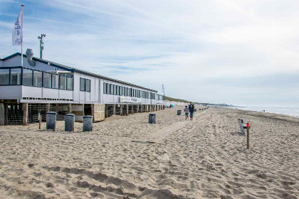 008 Sfeervol ingerichte 6 persoonswoning dichtbij het strand in Oostkapelle