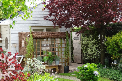 005 Sfeervol Tiny House in Oostkapelle voor 2 personen met gratis fietsen