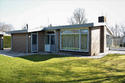 006 Vrijstaand en rustig gelegen 6 pers. bungalow vlak bij het strand