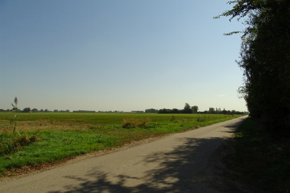 024 Een gezellig vakantiechalet voor 6 personen met een tuin in Ossenisse