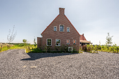 020 Luxe villa voor 7 personen met Hottub en Barrel sauna in Ossenisse