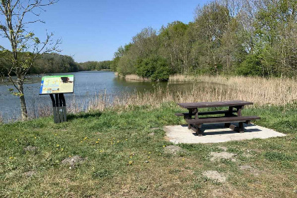 001 Knusse 4 persoons vakantiechalet in Ouwerkerk op loopafstand van de Oosterschelde