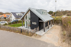 Luxe 6 persoons strandvilla, nabij het strand in Renesse