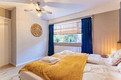 013 't Vakansie'uus | Sfeervol en gelijkvloers genieten op Walcheren | Ds. van Wouwestraat 30   Serooskerke