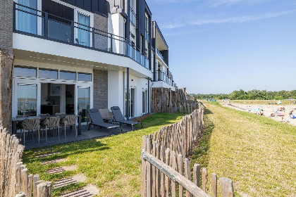 031 Appartement Vista Maris 'Laguna Beach House'   Havenweg 8 32 | Sint Annaland (Oosterschelde)