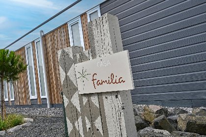 043 Casa Familia