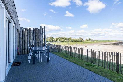 002 Prachtig appartement voor 4 personen aan de Oosterschelde