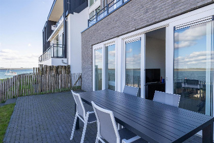 014 Prachtig appartement voor 4 personen aan de Oosterschelde